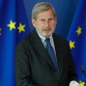 Politik in Kürze