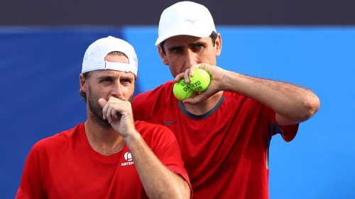 Die Gesprächsbasis auf dem Platz bleibt bei Oliver Marach und Philipp Oswald (r.) über die Sommerspiele hinaus aufrecht. reuters