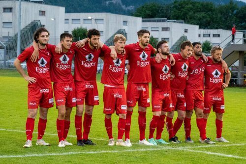 Eine eingeschworene Truppe: Der FC Brauerei Egg will auch in der Eliteliga für Furore sorgen. vn/lerch