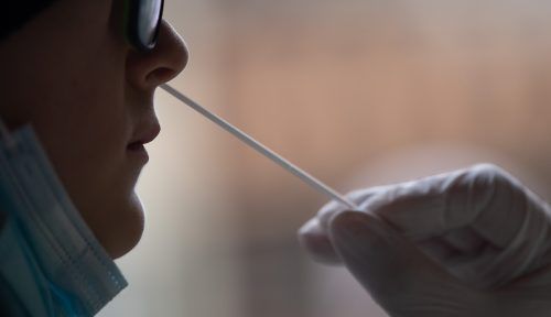 Die Gültigkeitsdauer der aufwendigen PCR-Tests könnte eingeschränkt werden. Wien marschiert schon einmal vor. dpa