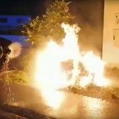 Container in Flammen