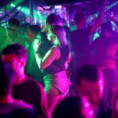 Verwirrende Regeln in der Nachtgastronomie