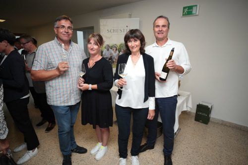 Hans Gnauer (l.), Gudrun Grill-Gnauer, Helga und Karl Schuster.