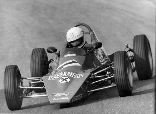 Hermann Bischof war im Jahre 1981 beeindruckender Seriensieger im Formel Ford von Walter Lechner. noger, FF, www.technischesmuseum.at