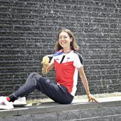 Großes G’riss um die Gold-Anna