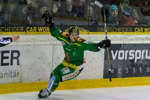 Jubelt weiter für den EHC Lustenau: Max Wilfan. stiplovsek