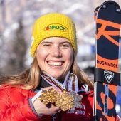 Medaillenfeier in Göfis für Katharina Liensberger