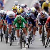 Cavendish lässt Merckx-Rekord wackeln
