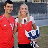 Ivona Dadic im Austausch mit Novak Djokovic