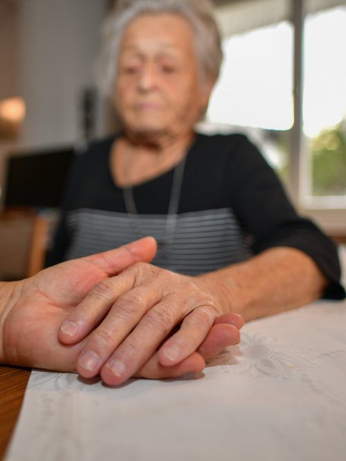 Mehr als 80 Prozent der Pflegebedürftigen werden zu Hause betreut. VN