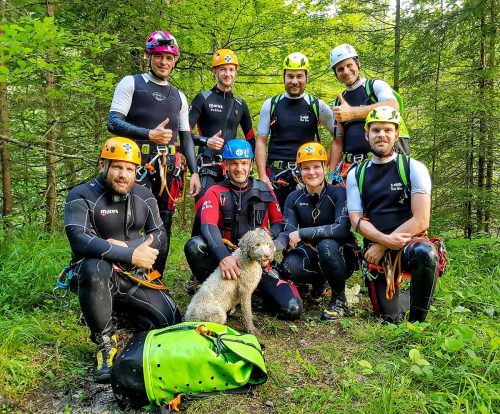 Mitgliedern der Berg- und Wasserrettung gelang es, den Hund zu finden. Bergrettung dornbirn