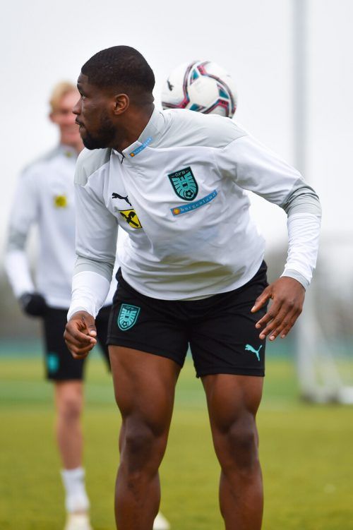 ÖFB-Teamspieler Kevin Danso will nicht mehr für den FC Augsburg spielen. gepa