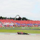 Verstappen mit Hattrick zu Hamiltons Heimspiel