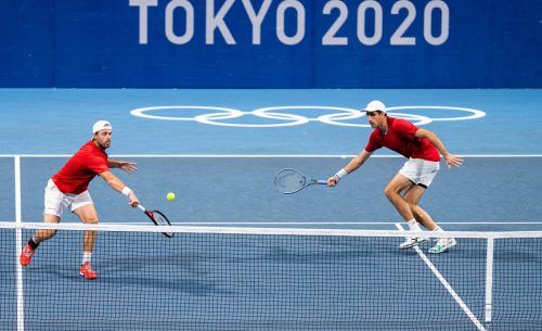 Philipp Oswald (l.) und Partner Oliver Marach starteten ohne Satzverlust in das olympischen Tennisturnier. GEPA