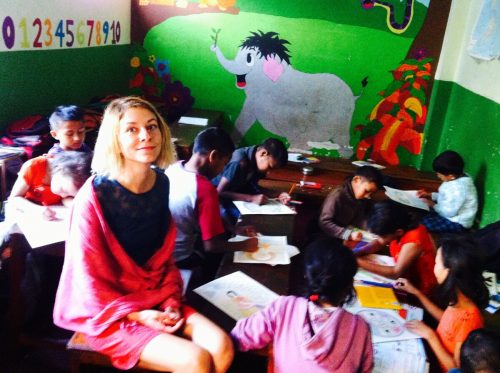 Praktikum in einem Kinderheim in Nepal. NIGSCH