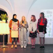 Schüler forschen und Tisis erzählt
