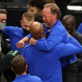 Milwaukee folgte Phoenix ins Finale