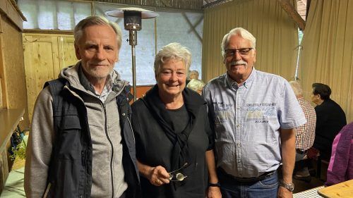 Vizebürgermeisterin Putzi Amann stellte die neuen Teammitglieder vor. Montiperle