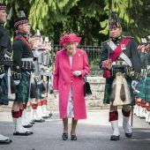 Queen erstmals allein auf Schloss Balmoral