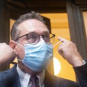 15 Monate bedingt für Strache