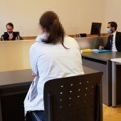 Betrunkene stach Freund mit Gabel in den Kopf