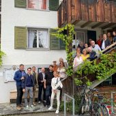Besonderer Ausflug im Oldtimerbus