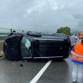 Leitplanke touchiert
