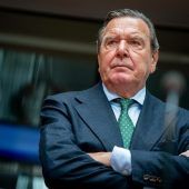 Currywurst ade: Gerhard Schröder rügt Kantinenpläne von VW