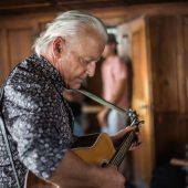 Neue Landschaftsbühne für Musik und Literatur