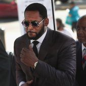 Prozess gegen R. Kelly startet