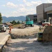 Beim Gewerbepark R 200 wird die Straße angepasst