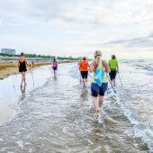 Nordic Walking und Stand-up-Paddeln