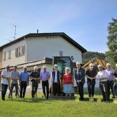 Erster Spaten für ­Gisinger Pfarrheim