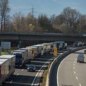 Mehr Lkw-Verkehr als vor der Krise
