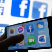 Facebook löscht Kanäle der Querdenker