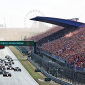 Verstappen verzückt Zandvoort