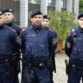 Polizei rüstet in alle Richtungen auf
