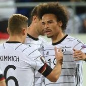 Deutschland siegt bei Debüt von Hansi Flick