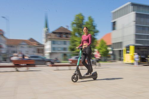 In Dornbirn gibt es die Scooter seit September. Nach Beschwerden wurde mehr Personal ausgeschickt.   VN/PS