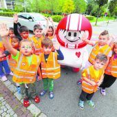 Mit der VN-Warnweste sicher auf dem Weg