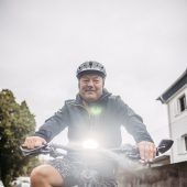 Fahrradpedale statt Klavierpedale