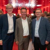 Festabend für die besten kleinen und mittleren Betriebe