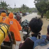 Taifun fegt über die Philippinen