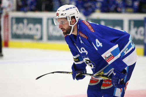 Kyle Beach, im Dress des VSV, outete sich als Opfer eines sexuellen Übergriffs im Jahr 2010, der nun zu Entlassungen in der Chefetage beim NHL-Klub Chicago Blackhawks führte. gepa
