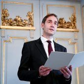 Vom Flüchtling zum Nobelpreisträger