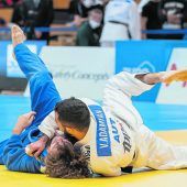 Adamyan mit Gold beim Comeback