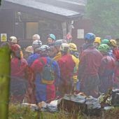 Große Rettungsaktion in Höhle