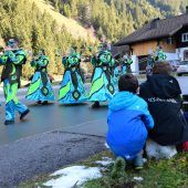 Faschingsauftakt: Mit Guggamusik durch die fünfte Jahreszeit