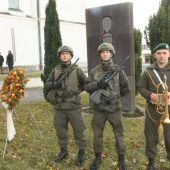 Zur Erinnerung und Mahnung