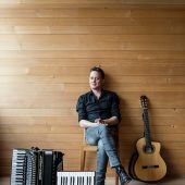 Philipp Lingg feiert die Liebe zur Musik